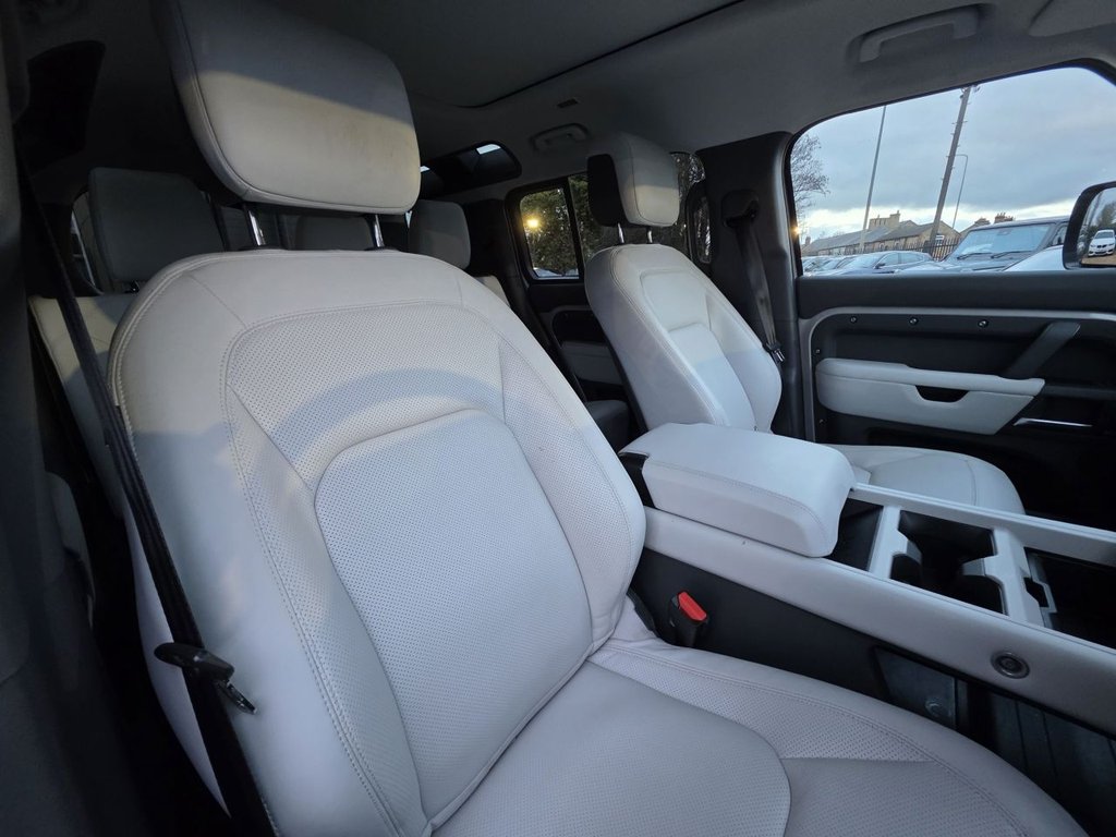 Used Land Rover Defender 2025 for sale - 77161837: Photo 26