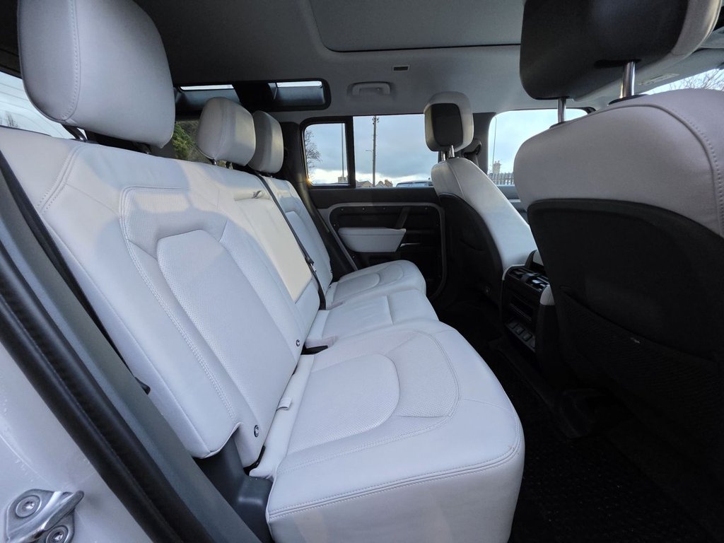 Used Land Rover Defender 2025 for sale - 77161837: Photo 27