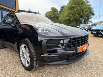 Used Porsche Macan 2018 for sale - 78539827: Photo