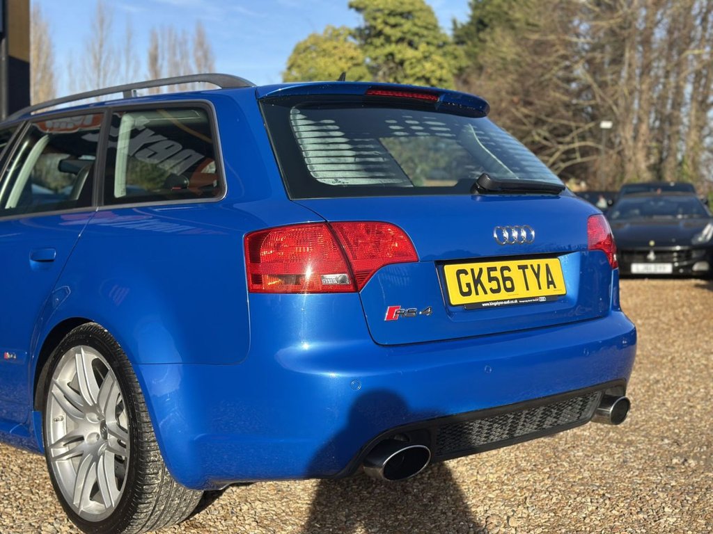 Used Audi RS4 2006 for sale - 76934549: Photo 10