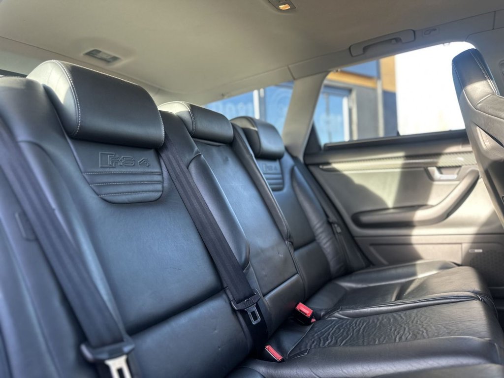 Used Audi RS4 2006 for sale - 76934549: Photo 25