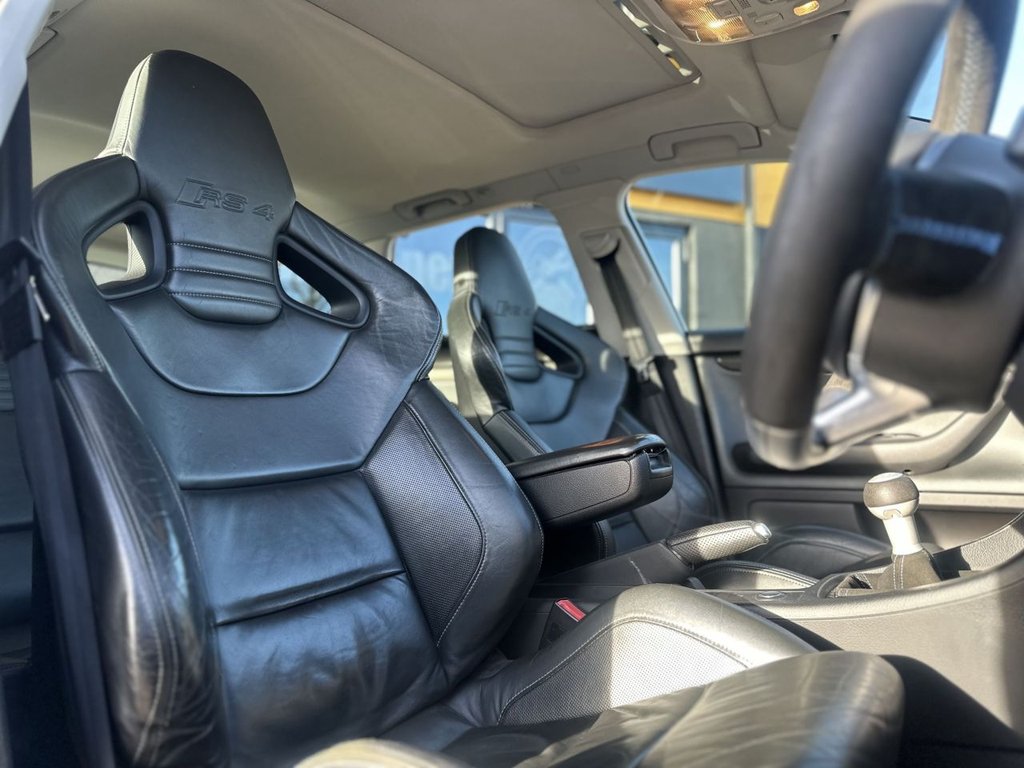 Used Audi RS4 2006 for sale - 76934549: Photo 28