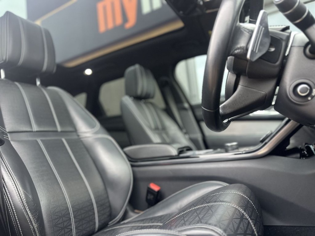 Used Land Rover Range Rover Velar 2018 for sale - 77534850: Photo 13