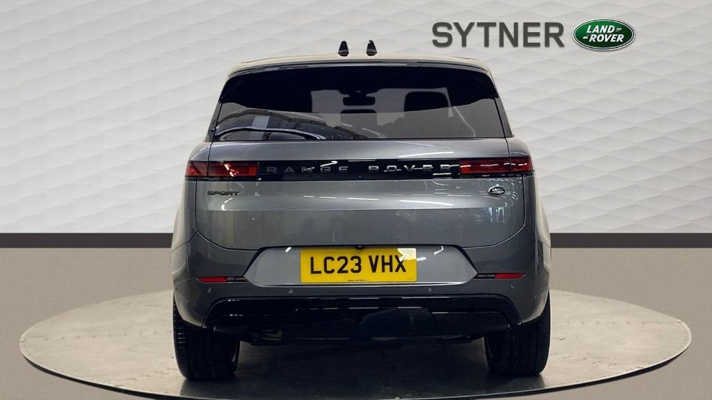 Used Land Rover Range Rover Sport 2023 for sale - 76454712: Photo 3