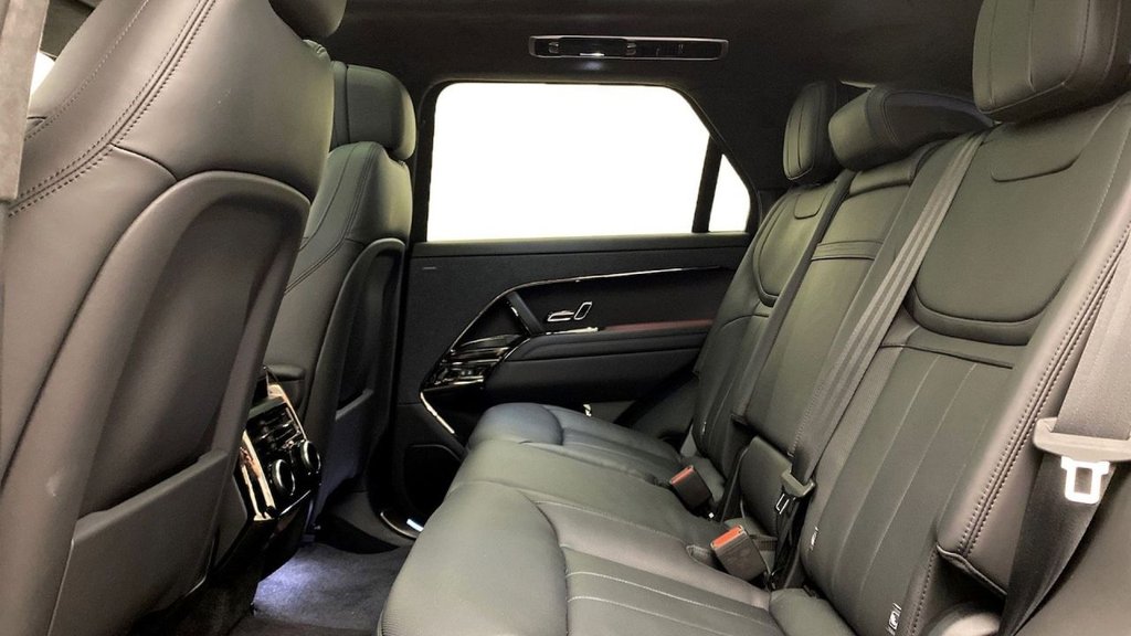 Used Land Rover Range Rover Sport 2023 for sale - 76454712: Photo 7