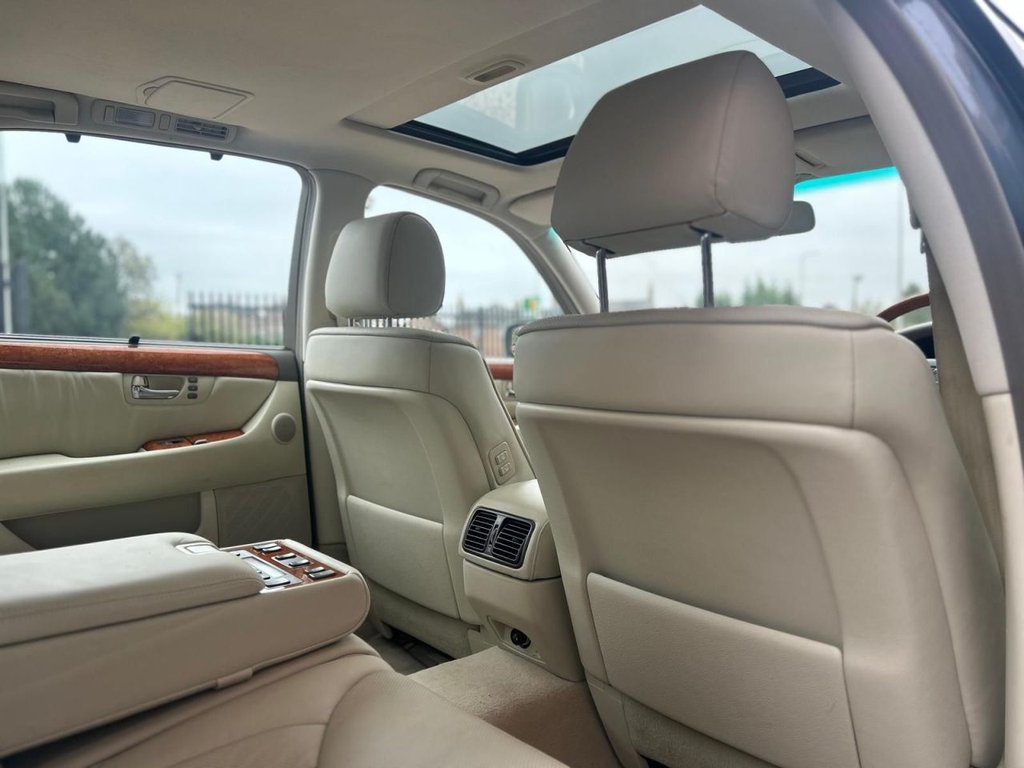 Used Lexus LS 2004 for sale - 76210444: Photo 20