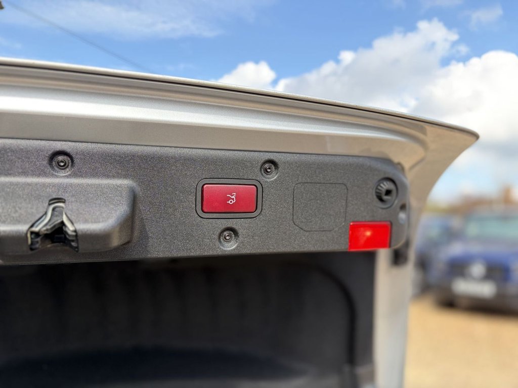 Used Mercedes-Benz CL 2011 for sale - 78162511: Photo 32