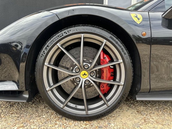 Used Ferrari 488 2020 for sale - 75352835: Photo 8