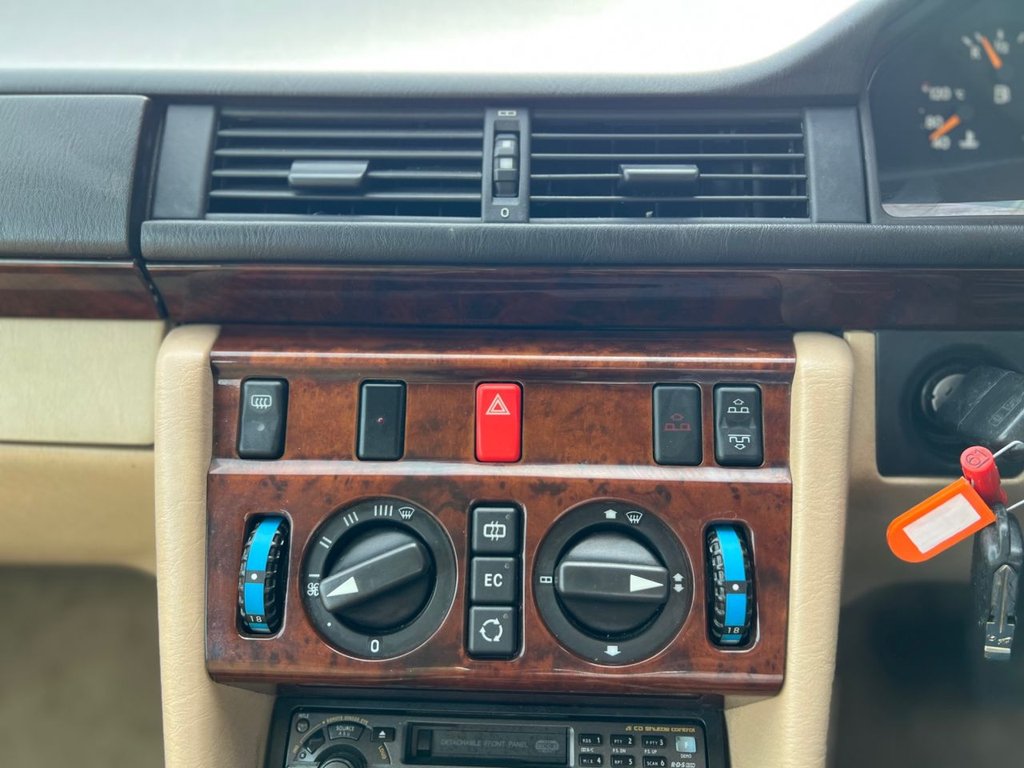 Used Mercedes-Benz E Class 1997 for sale - 76185285: Photo 18