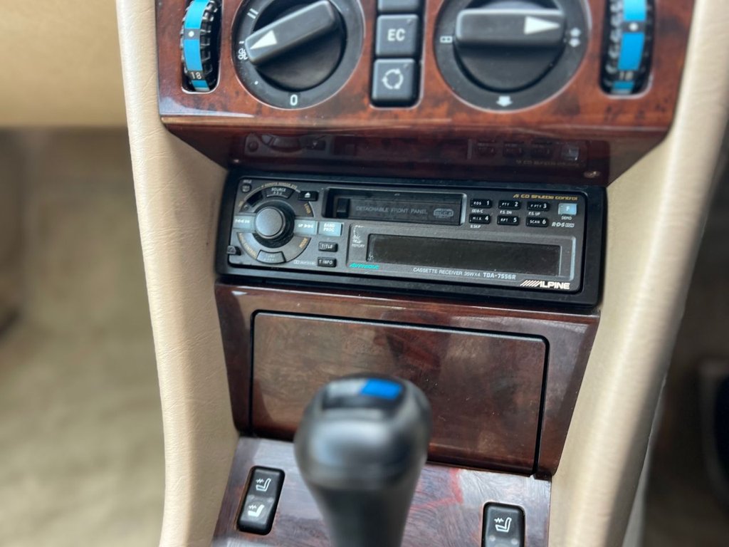 Used Mercedes-Benz E Class 1997 for sale - 76185285: Photo 19