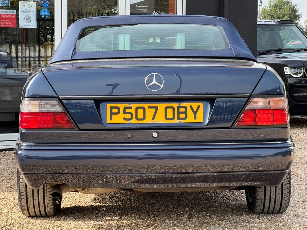 Used Mercedes-Benz E Class 1997 for sale - 76185285: Photo 8