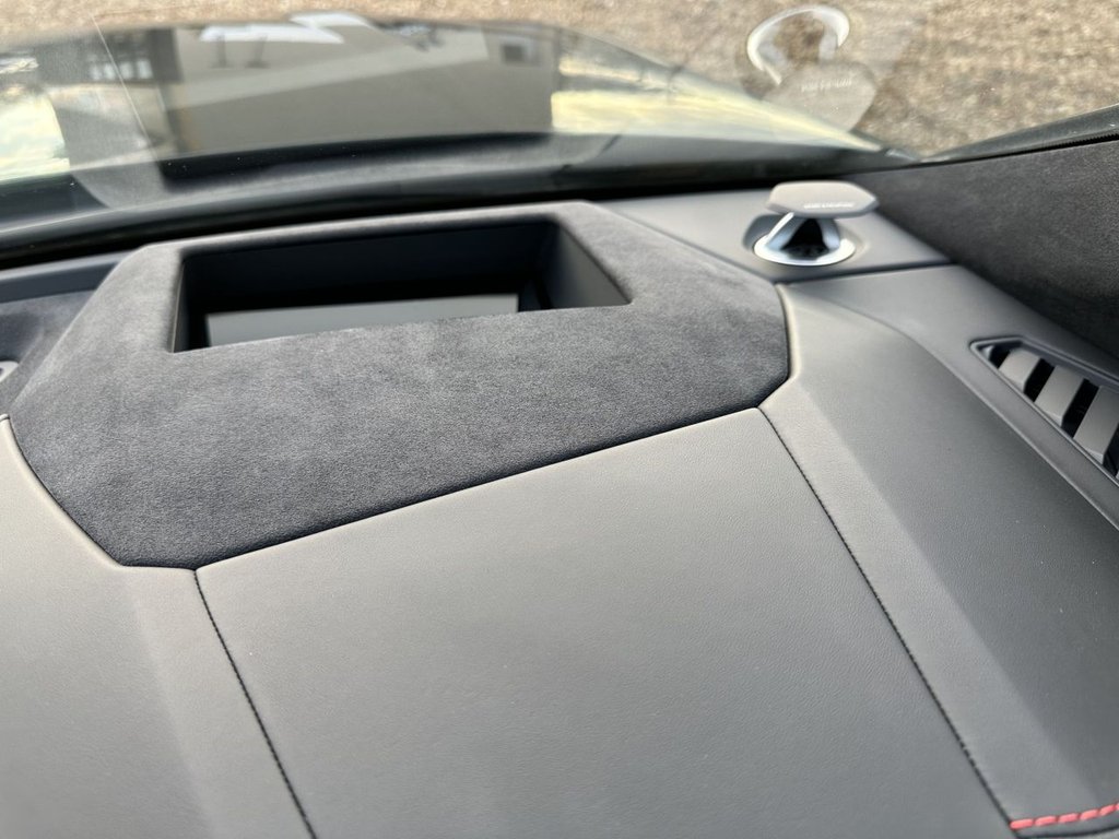 Used Lamborghini Urus 2020 for sale - 76595877: Photo 28