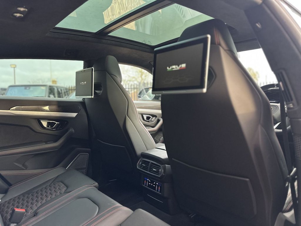 Used Lamborghini Urus 2020 for sale - 76595877: Photo 32
