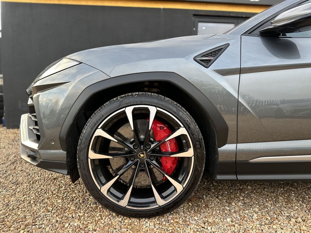 Used Lamborghini Urus 2020 for sale - 76595877: Photo 8