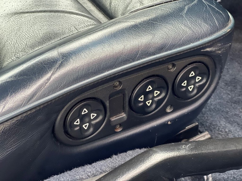 Used Porsche 928 1990 for sale - 78162409: Photo 17