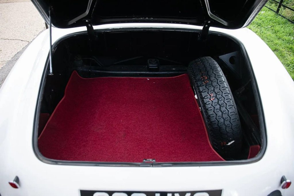 Used Mercedes-Benz 190 SL 2014 for sale - 78162418: Photo 23