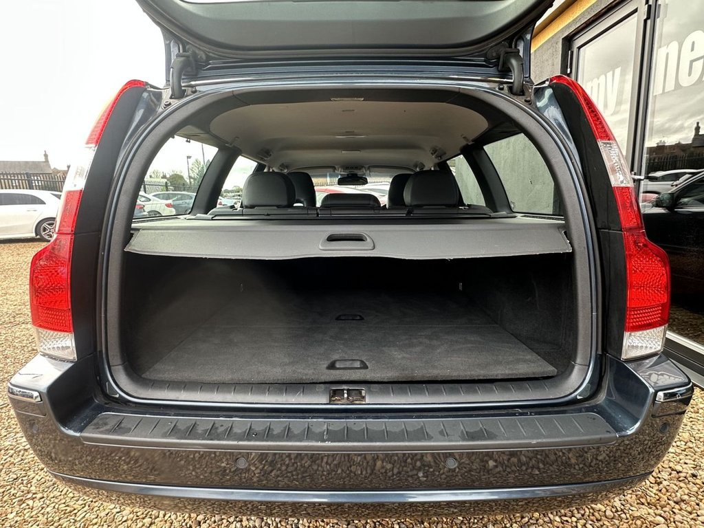 Used Volvo V70 2006 for sale - 78162474: Photo 9