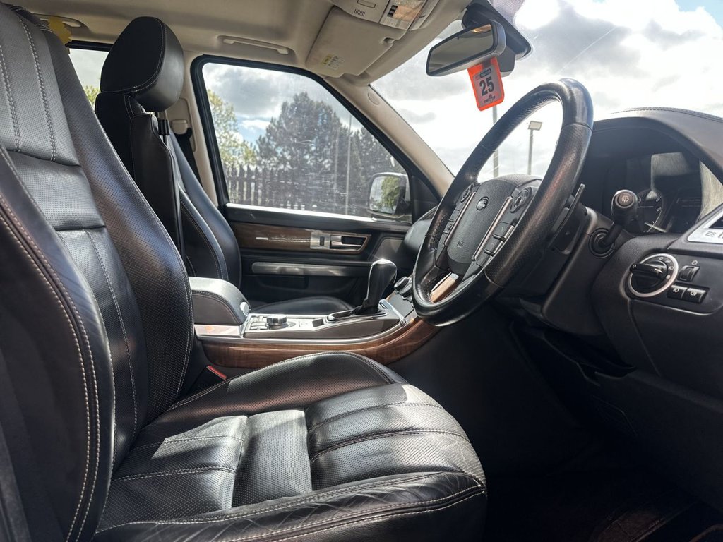 Used Land Rover Range Rover Sport 2009 for sale - 78162456: Photo 15