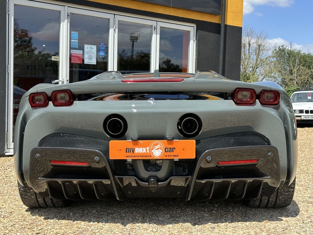 Used Ferrari SF90 Spider 2024 for sale - 78162461: Photo 18