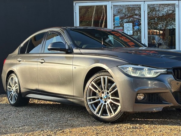 Used BMW 3 Series 2016 for sale - 72989456: Photo 2