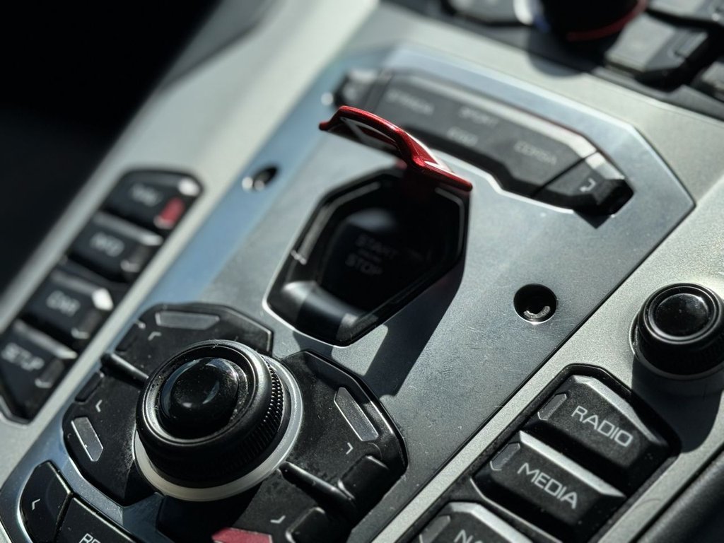 Used Lamborghini Aventador 2017 for sale - 77359852: Photo 27