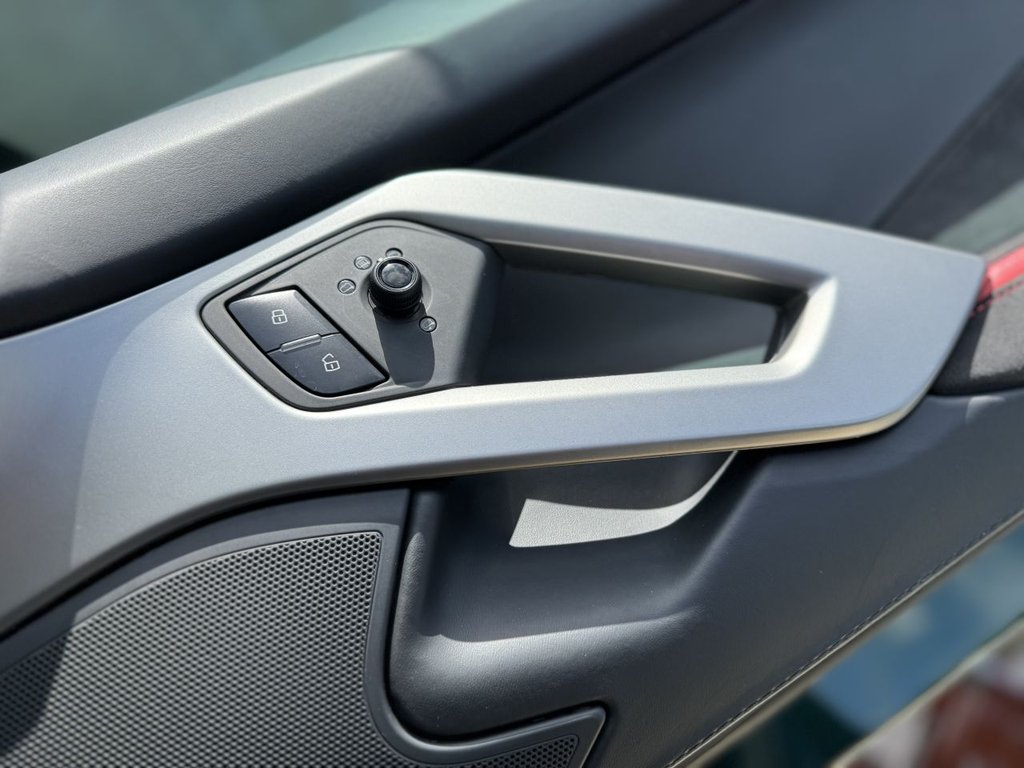 Used Lamborghini Aventador 2017 for sale - 77359852: Photo 28