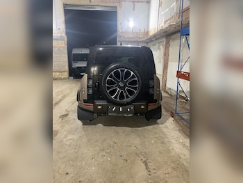 Used Land Rover Defender 2025 for sale - 77547423: Photo