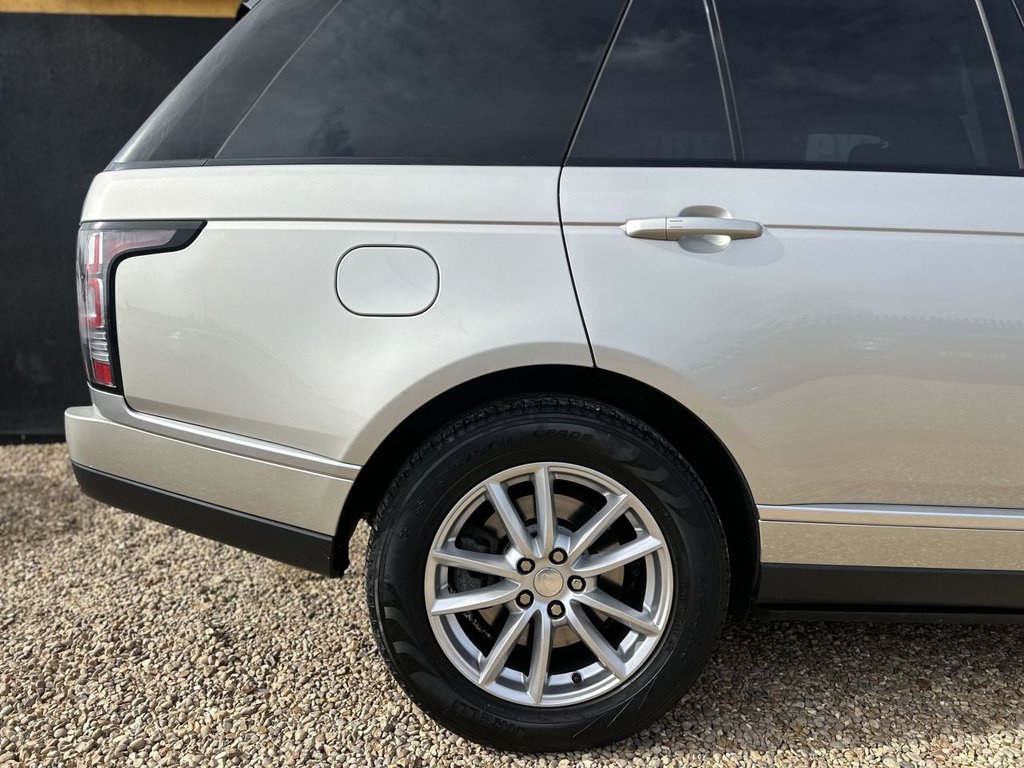 Used Land Rover Range Rover 2014 for sale - 78162500: Photo 11