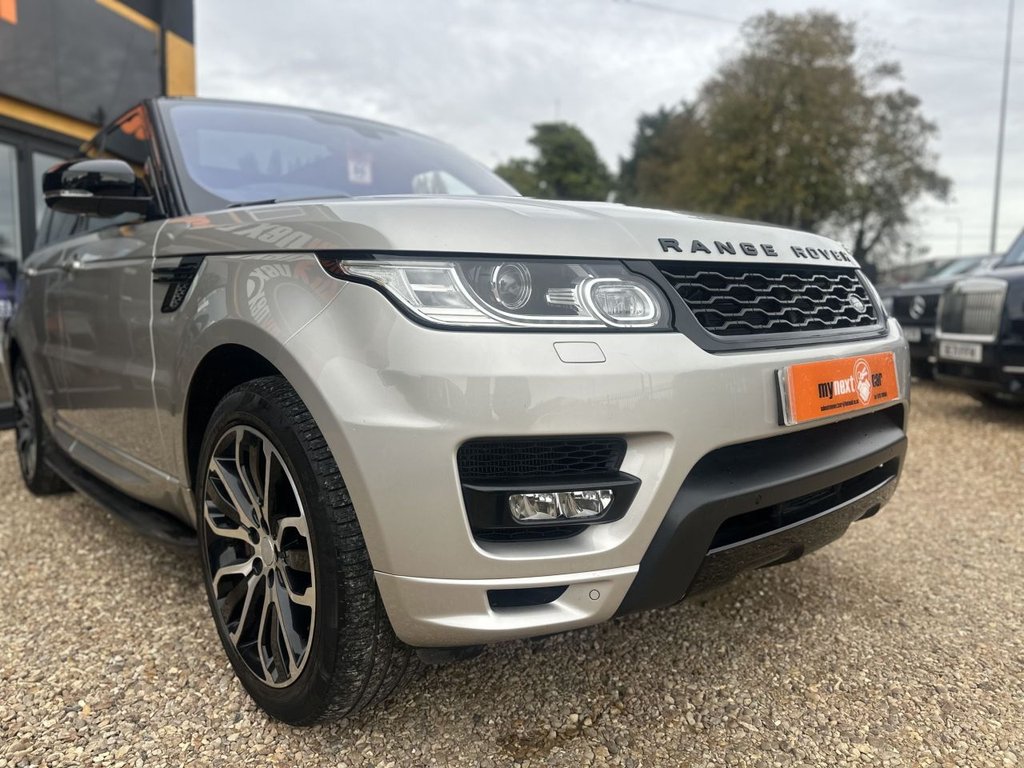 Used Land Rover Range Rover Sport 2015 for sale - 76396232: Photo 2