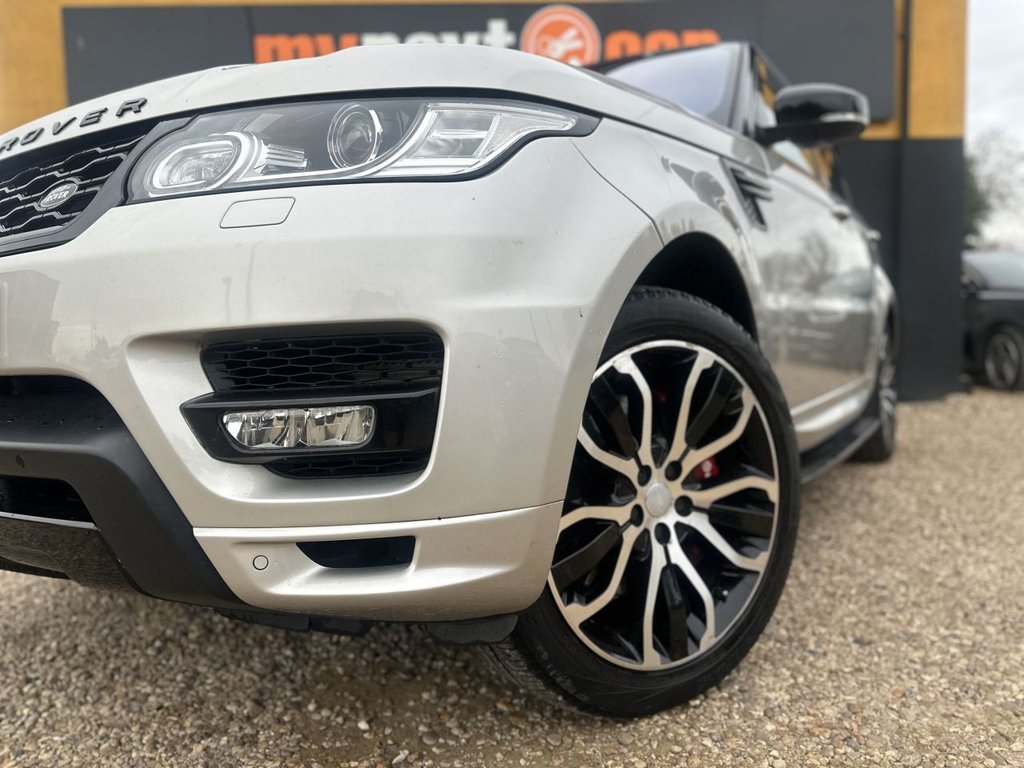 Used Land Rover Range Rover Sport 2015 for sale - 76396232: Photo 5