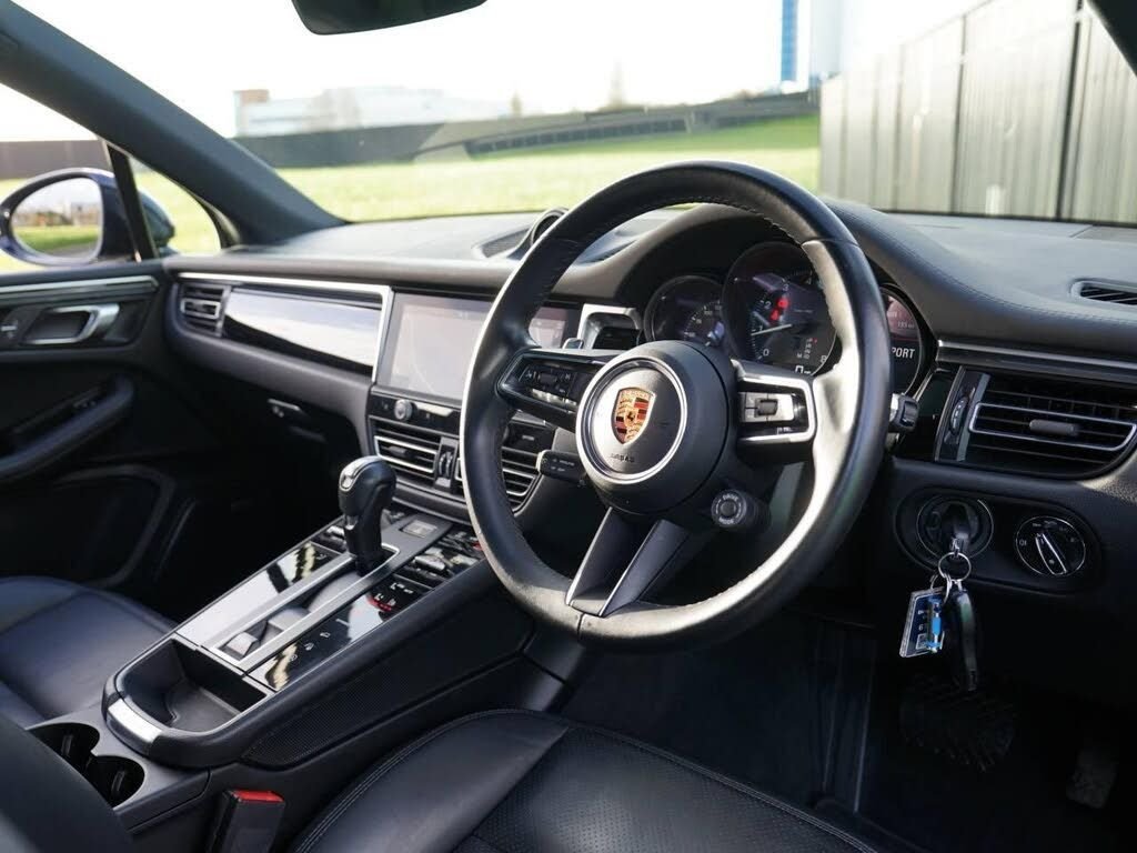 Used Porsche Macan 2022 for sale - 77263614: Photo 6