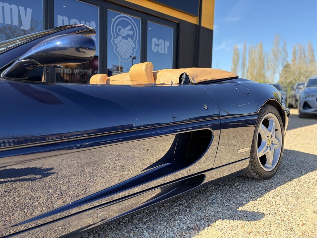 Used Ferrari F355 1996 for sale - 78162512: Photo 84