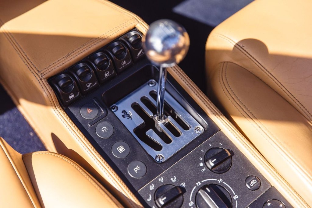 Used Ferrari F355 1996 for sale - 78162512: Photo 89