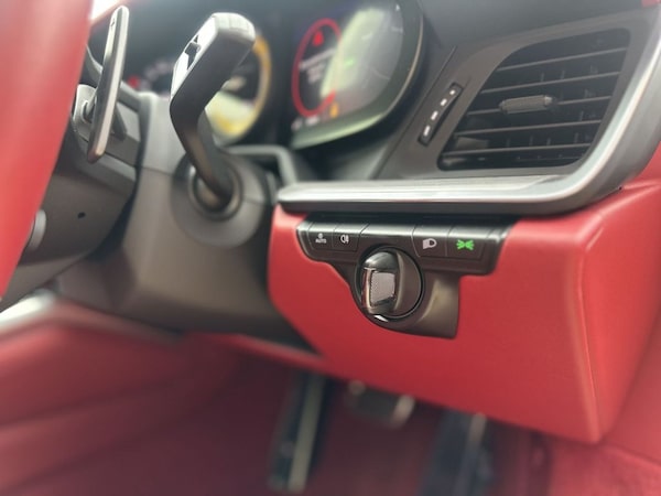 Used Porsche 911 2021 for sale - 76092644: Photo 38