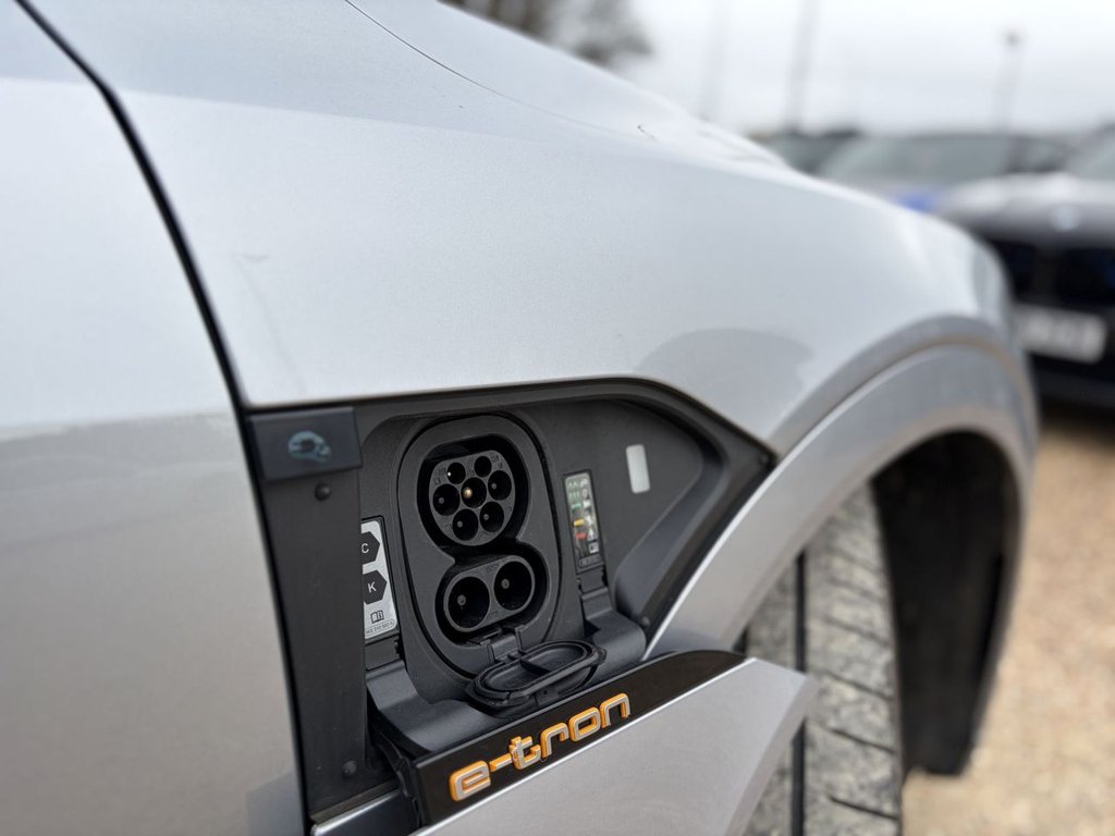 Used Audi e-tron 2021 for sale - 78162509: Photo 11