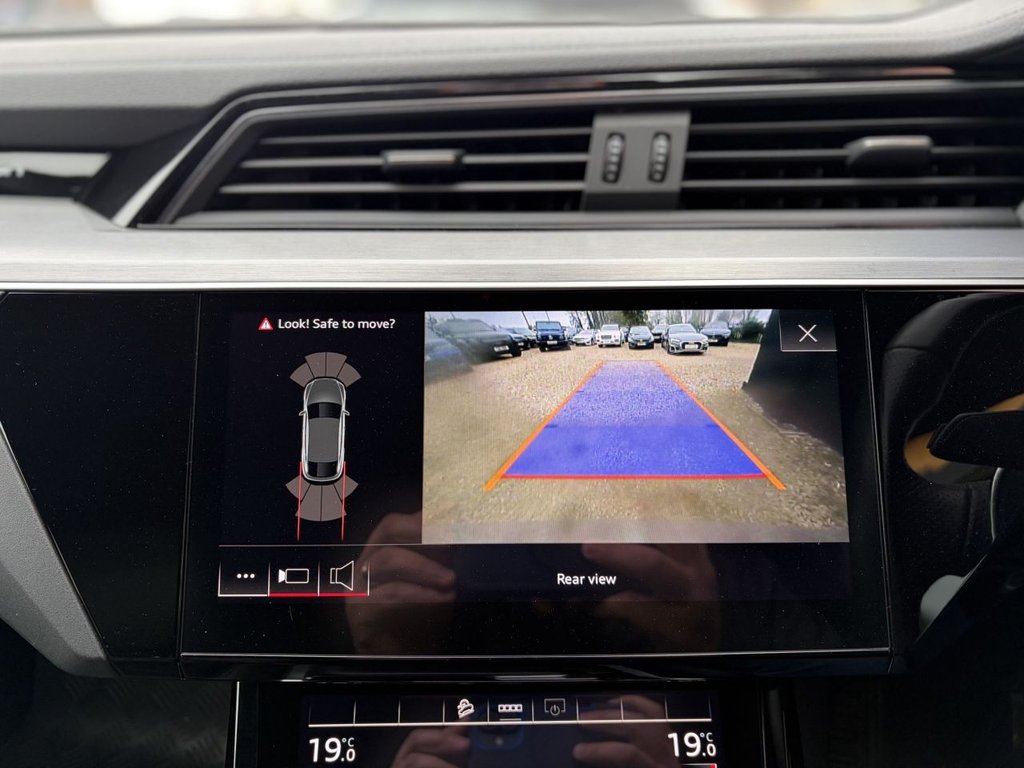 Used Audi e-tron 2021 for sale - 78162509: Photo 20