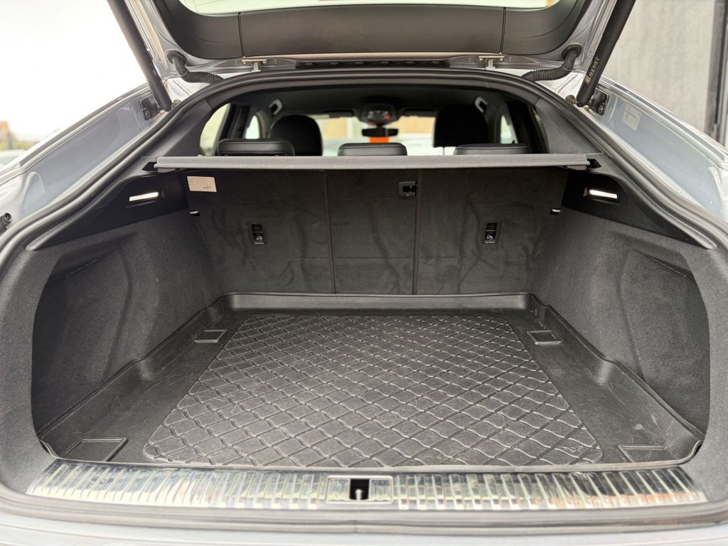 Used Audi e-tron 2021 for sale - 78162509: Photo 24