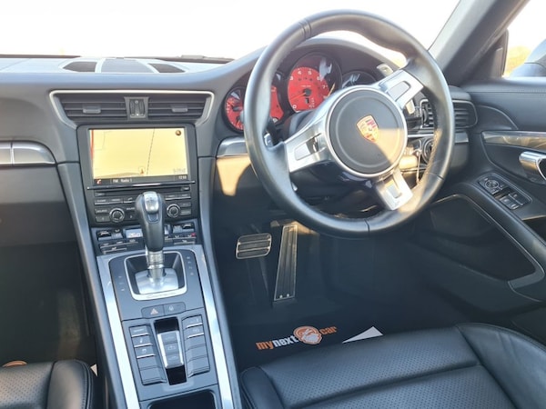Used Porsche 911 2014 for sale - 74401332: Photo 24