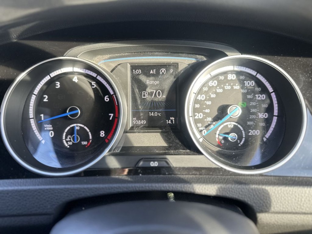 Used Volkswagen Golf 2016 for sale - 76470531: Photo 16