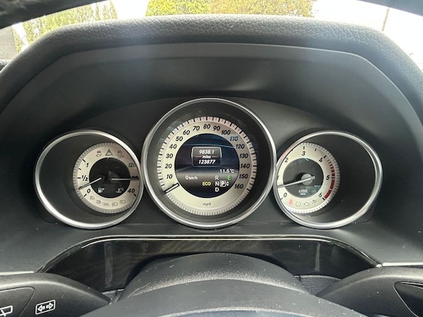 Used Mercedes-Benz E Class 2013 for sale - 76228988: Photo 14