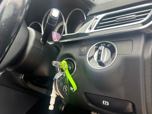 Used Mercedes-Benz E Class 2013 for sale - 76228988: Photo 17