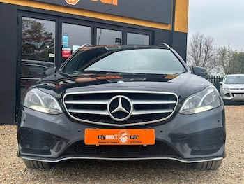 Used Mercedes-Benz E Class 2013 for sale - 76228988: Photo 3