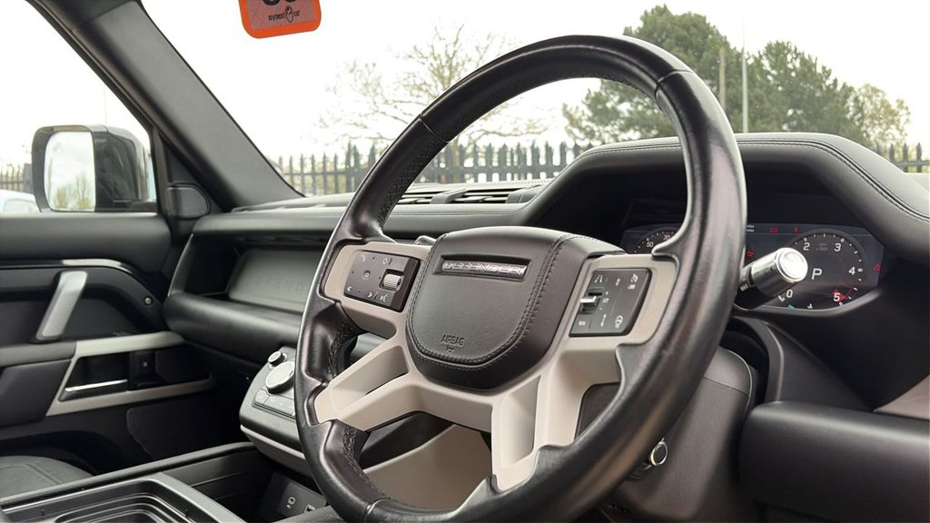 Used Land Rover Defender 2020 for sale - 78162504: Photo 15