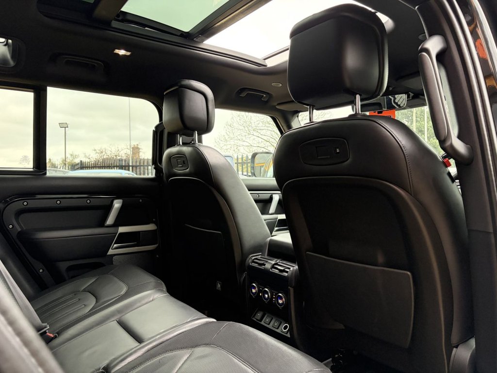 Used Land Rover Defender 2020 for sale - 78162504: Photo 27