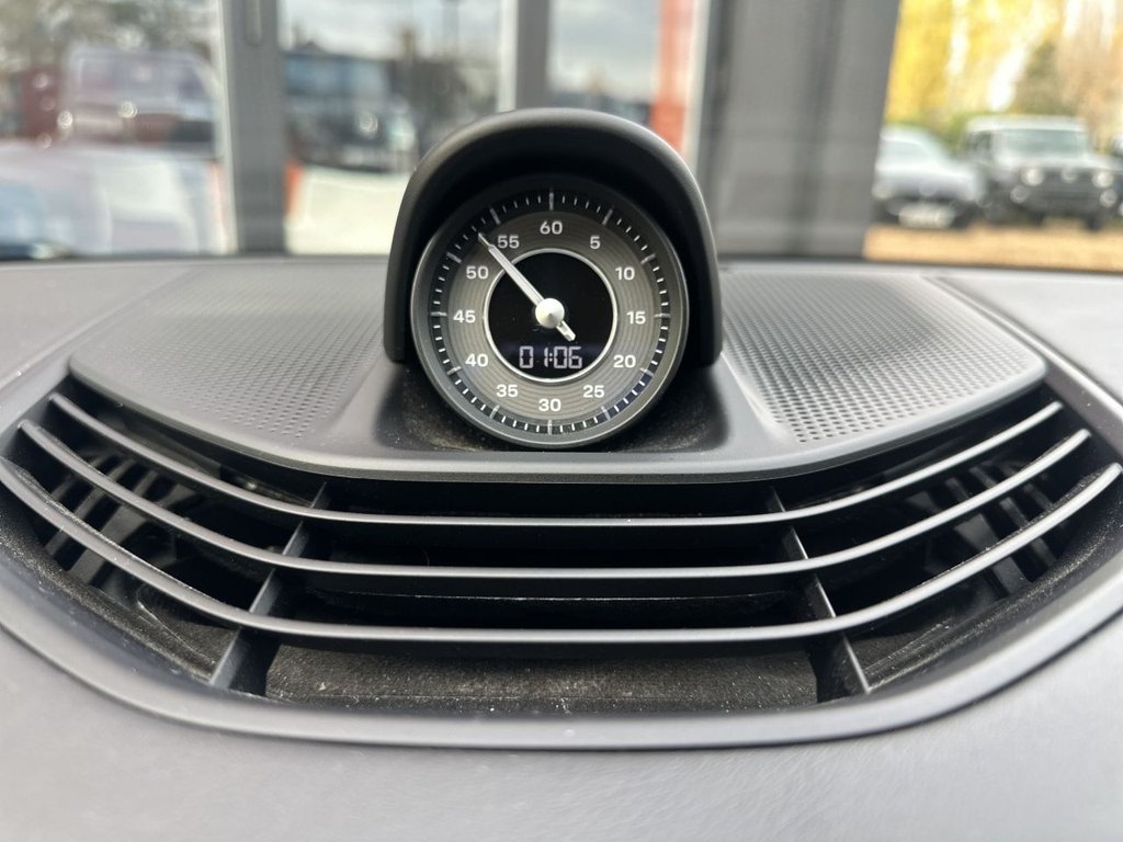 Used Porsche Taycan 2020 for sale - 78162444: Photo 24