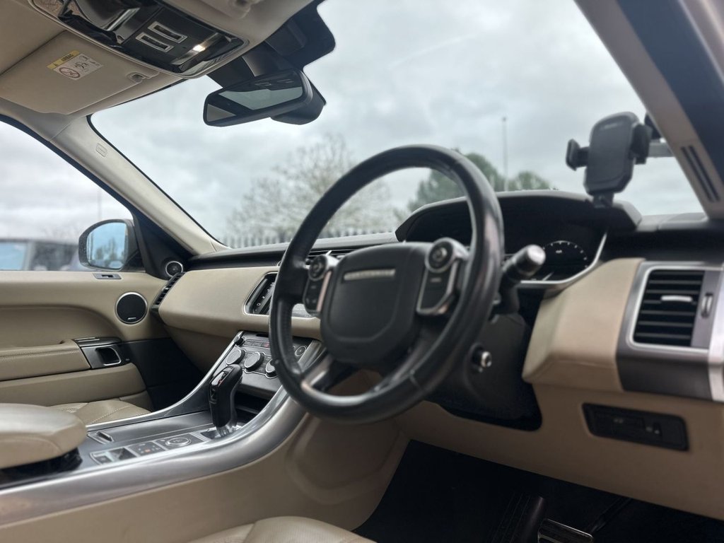 Used Land Rover Range Rover Sport 2014 for sale - 76724673: Photo 10