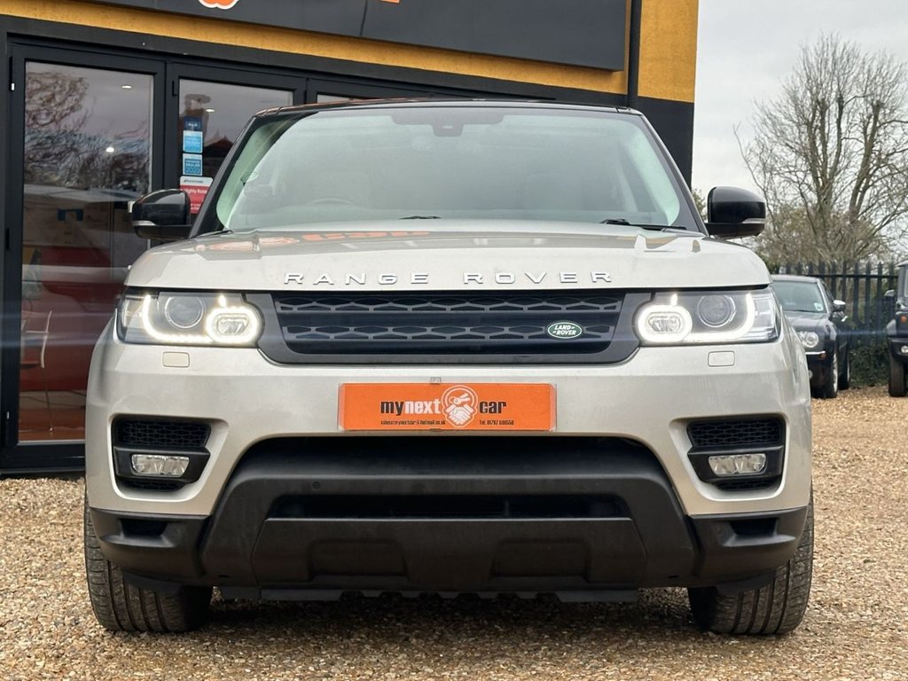 Used Land Rover Range Rover Sport 2014 for sale - 76724673: Photo 2