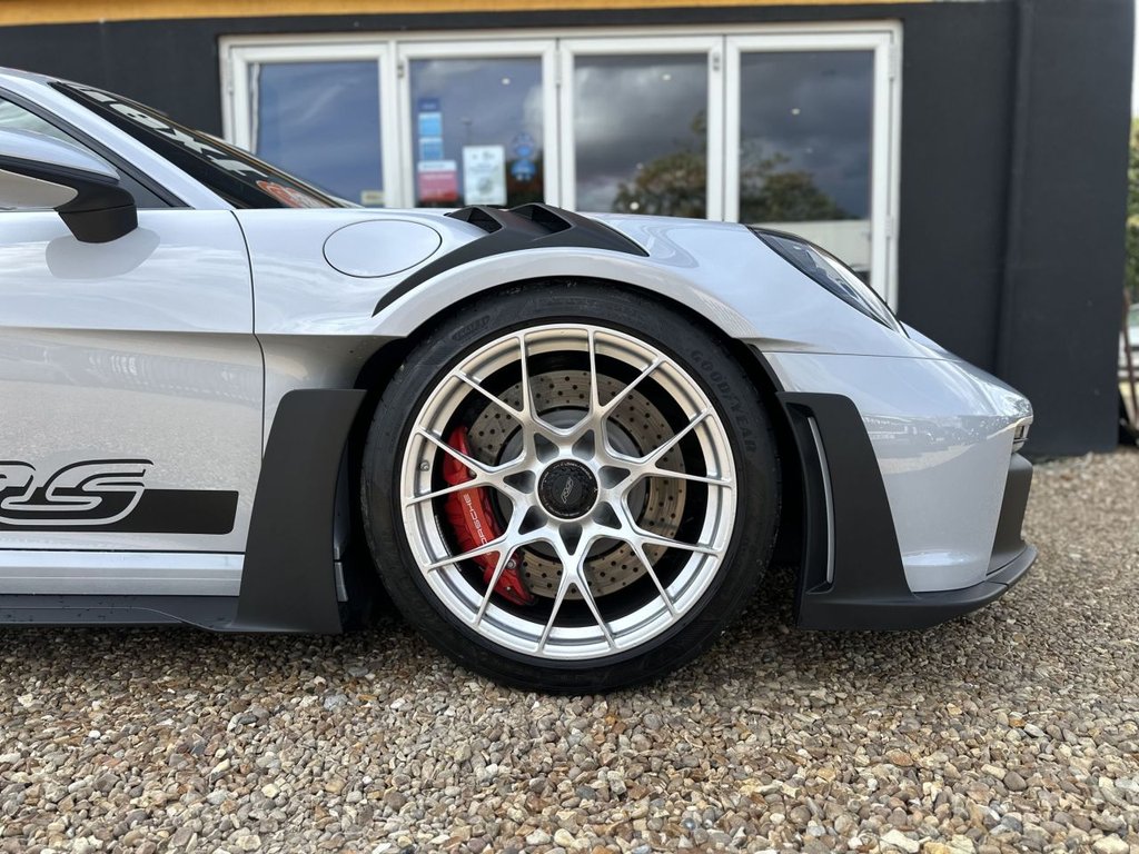 Used Porsche 911 2025 for sale - 77037751: Photo 16