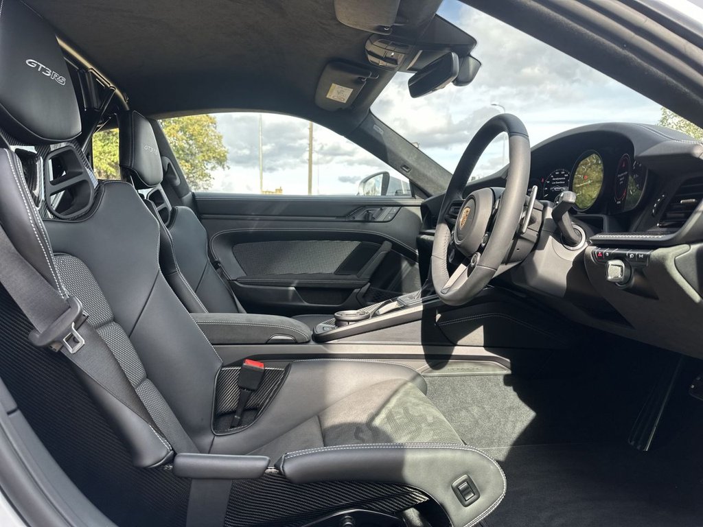 Used Porsche 911 2025 for sale - 77037751: Photo 21