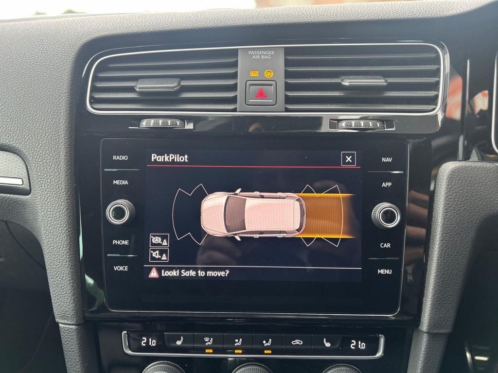 Used Volkswagen Golf 2018 for sale - 76486949: Photo 16